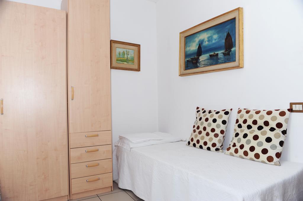 Victoria Hotels Carso Camnago Volta Eksteriør bilde