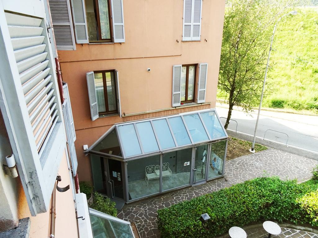 Victoria Hotels Carso Camnago Volta Eksteriør bilde